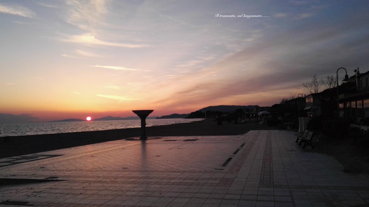 Appartamenti Lungomare Via Roma Castiglione della Pescaia Extérieur photo